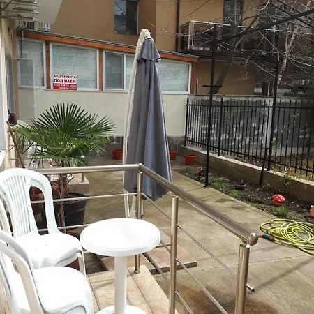 Flowers Πομόριε